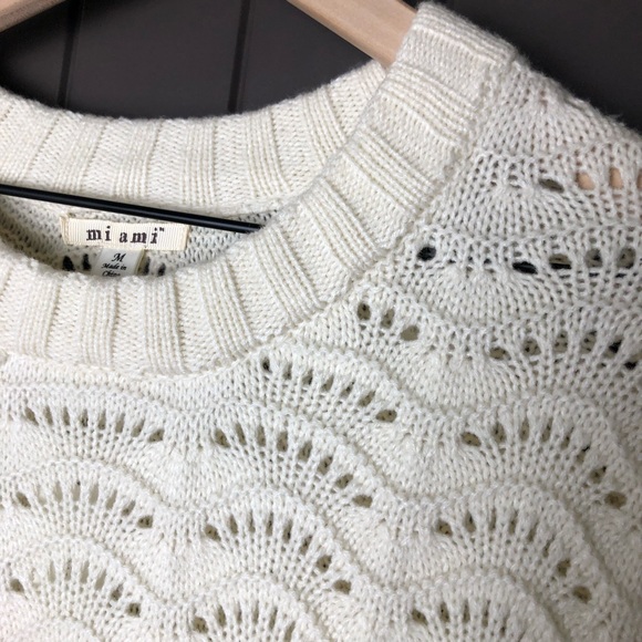 ❄️Francesca’s Sweater❄️ - Picture 2 of 6